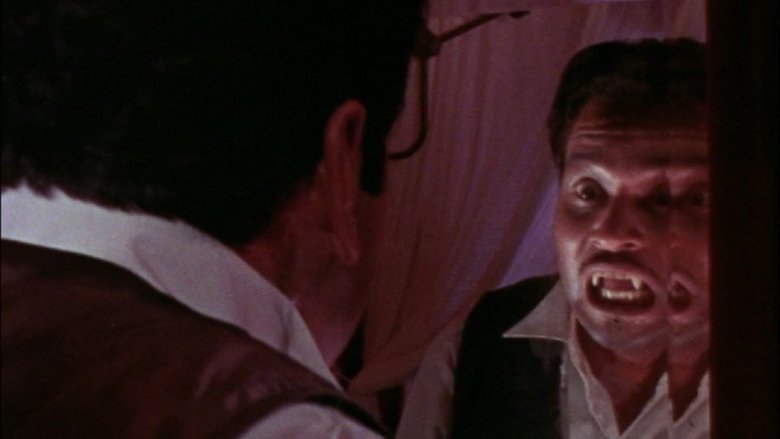 кадр из фильма Ibulong Mo sa Hangin