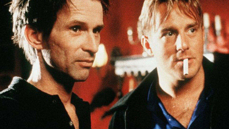 кадр из фильма В зимней спячке