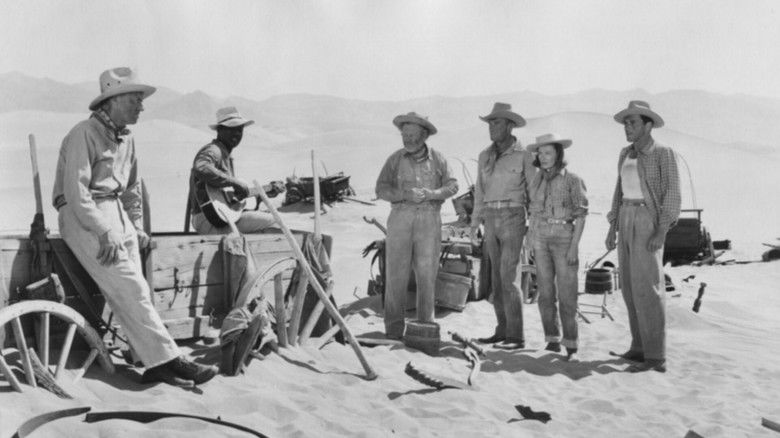 кадр из фильма The Walking Hills