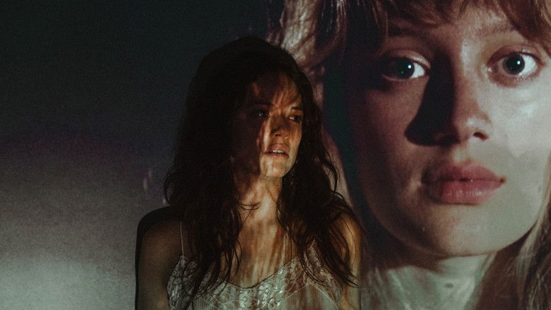 кадр из фильма Sauvages