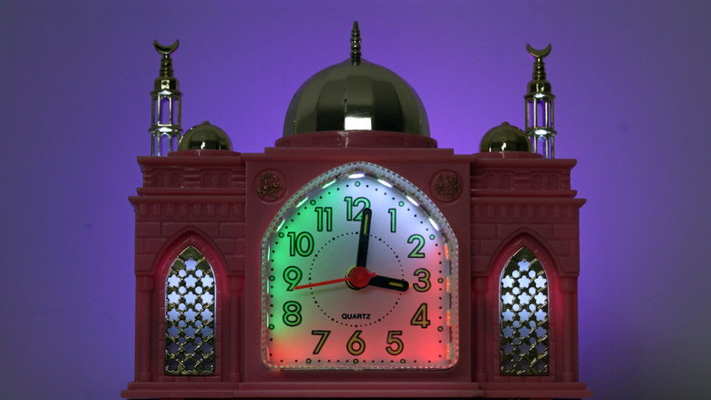 кадр из фильма Crows Are White