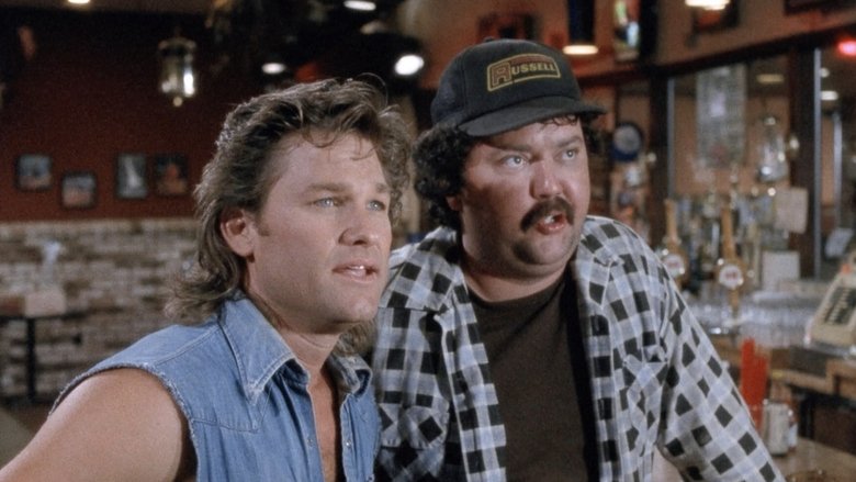 кадр из фильма За бортом