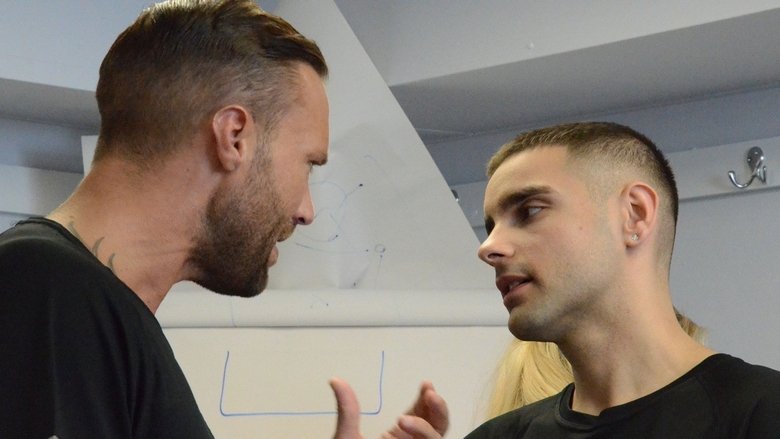 кадр из фильма Опасная игра