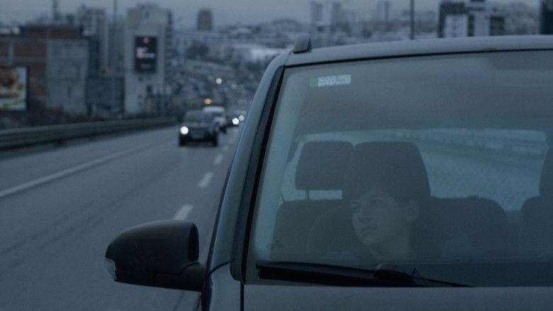 кадр из фильма Rrugës