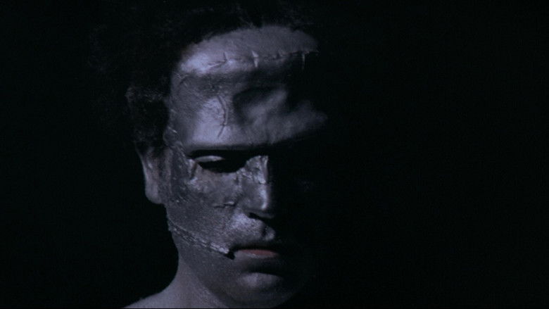 кадр из фильма Проклятие Франкенштейна