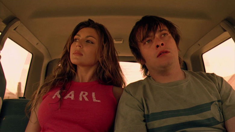 кадр из фильма Между мирами