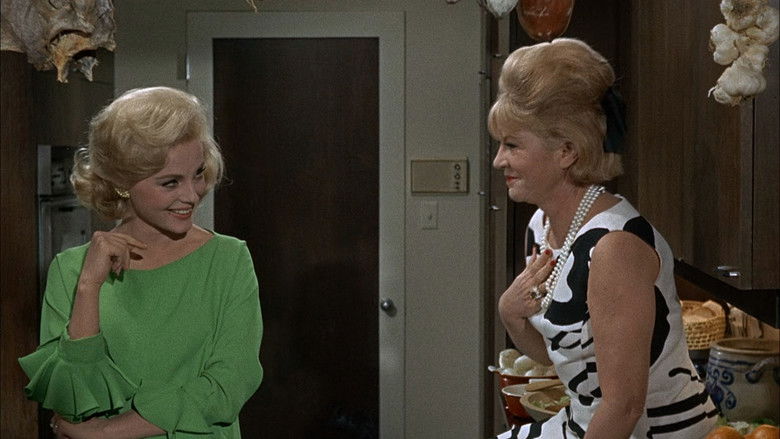 кадр из фильма Как пришить свою женушку