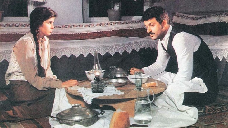 кадр из фильма Kuyucaklı Yusuf