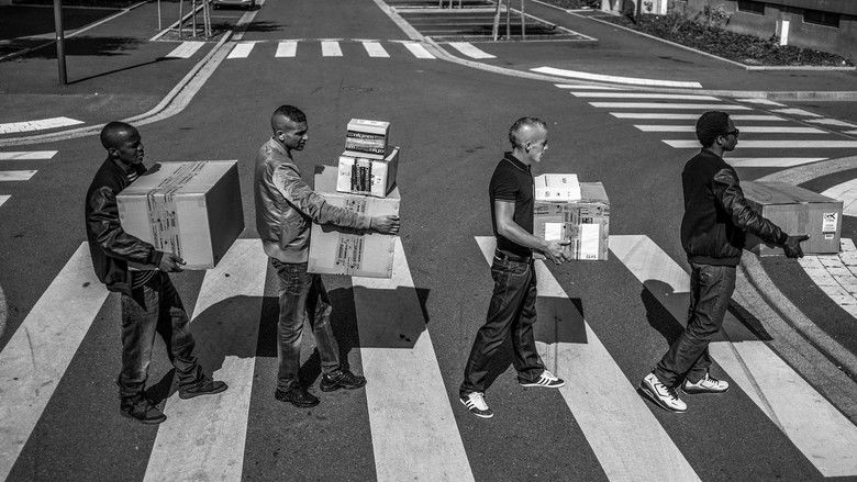 кадр из фильма Qu'Allah bénisse la France