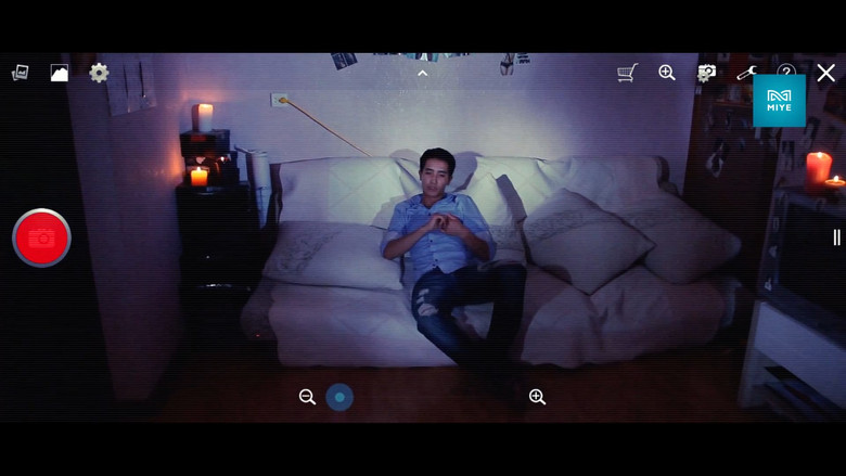 кадр из фильма Facebook од