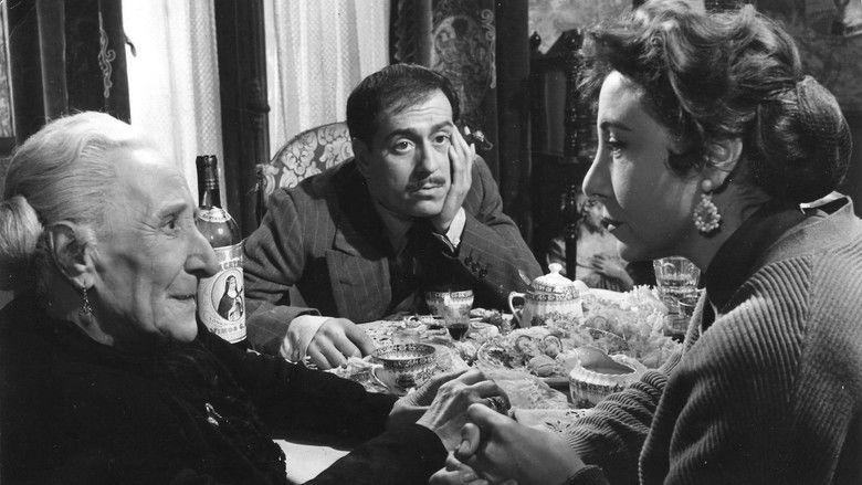 кадр из фильма El pisito