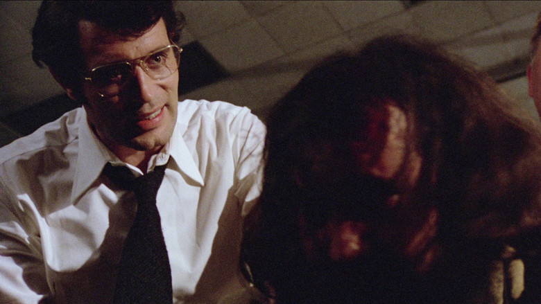 кадр из фильма Девушка в жёлтой пижаме