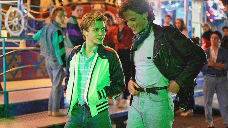 кадр из фильма Лето'85