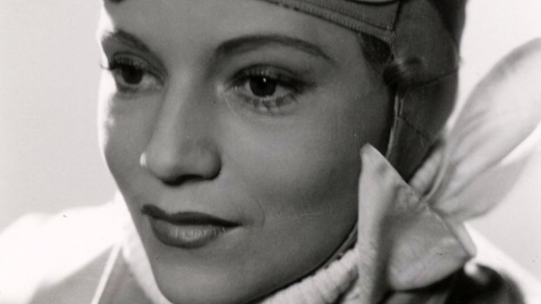 кадр из фильма Anne-Marie