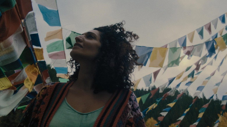 кадр из фильма Mahsa (or, the Girl That Ate Her Way Home)