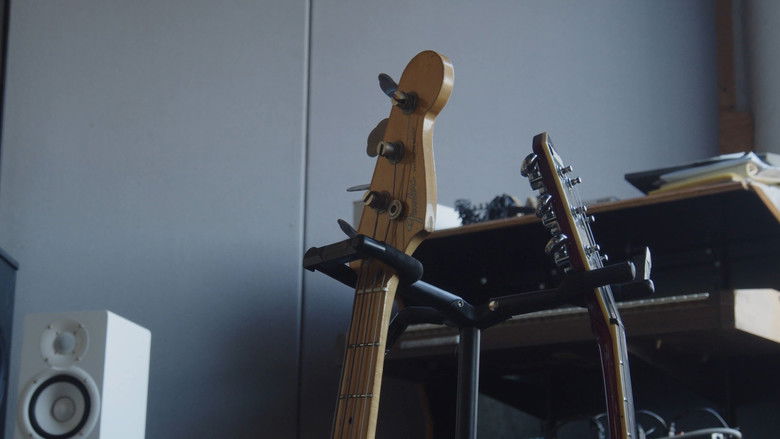 кадр из фильма Echoes, Dust, & Rust