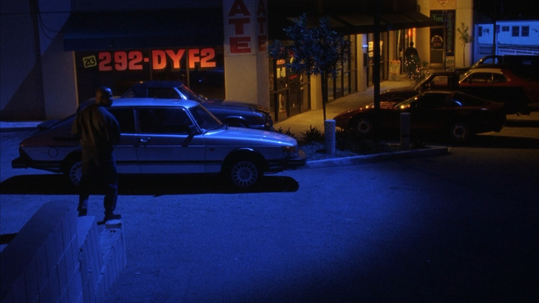 кадр из фильма Стеклянный щит