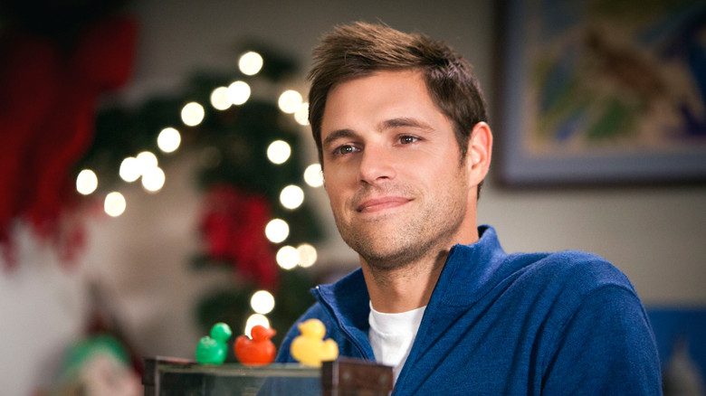 кадр из фильма Годичный отпуск Энни Клаус