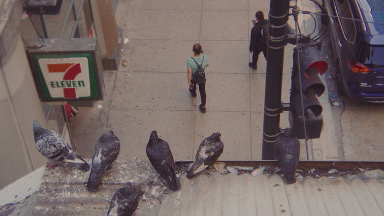 кадр из фильма အိမ်သတင်းများ