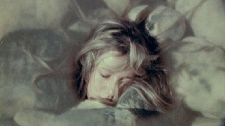 кадр из фильма RARA