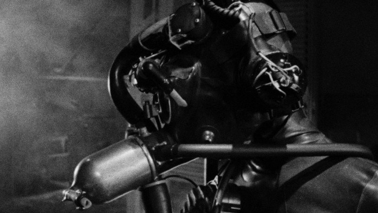 кадр из фильма Любовь к резине