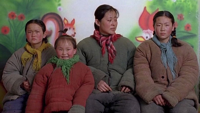 кадр из фильма 雪花那个飘