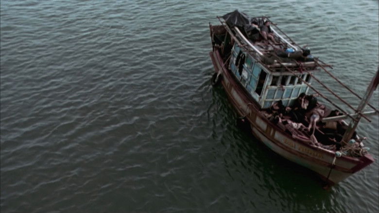 кадр из фильма Vượt Sóng