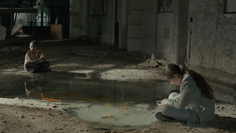 кадр из фильма Всегда возвращается