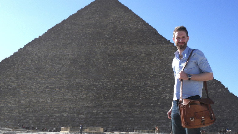 кадр из фильма The Man who Discovered Egypt