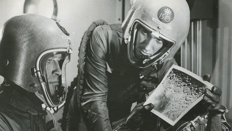 кадр из фильма 12 to the Moon