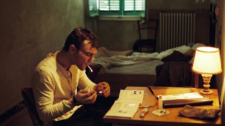 кадр из фильма Транзит