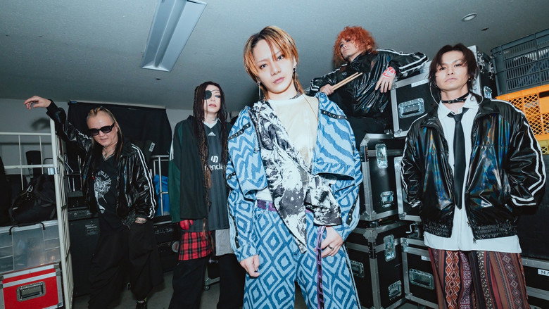 кадр из фильма The Brow Beat 2025 Live 「向生而死、向死而生」