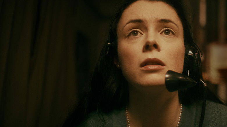 кадр из фильма Тревожный звонок