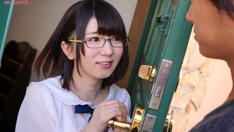 кадр из фильма リア充カップルから男を寝取る淫乱むっつり喪女JK