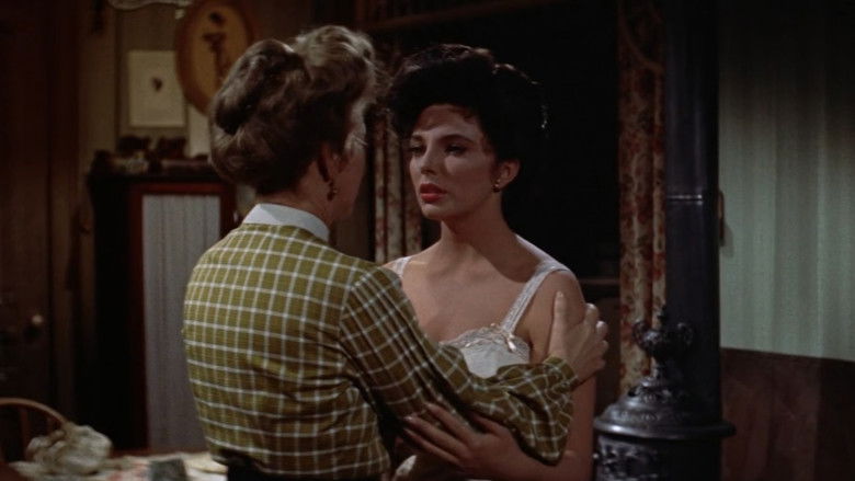 кадр из фильма The Girl in the Red Velvet Swing