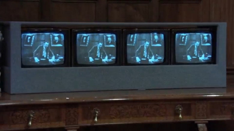 кадр из фильма Тайная честь