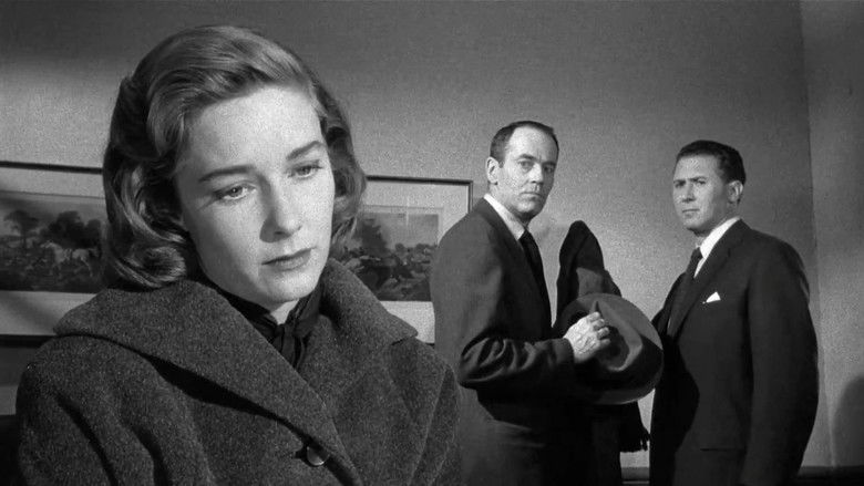 кадр из фильма Не тот человек