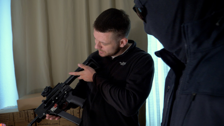 кадр из фильма Plastic Defence