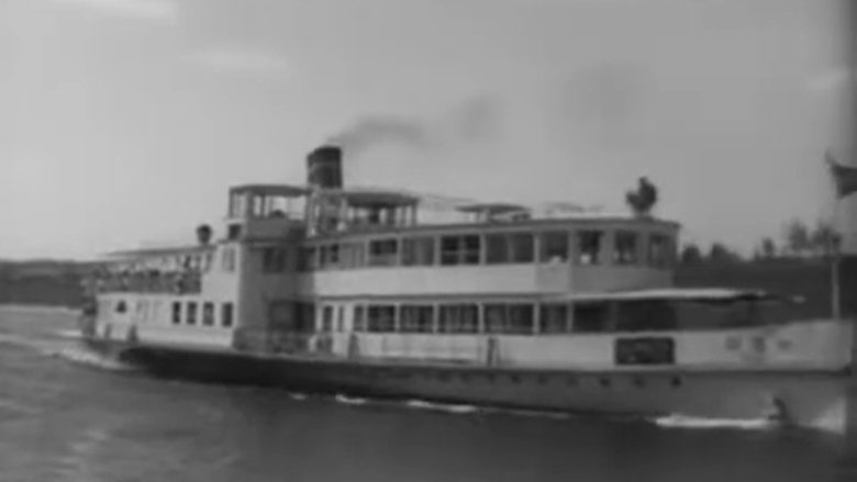 кадр из фильма Новости дня №30