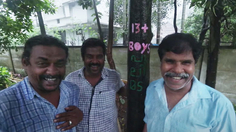 кадр из фильма ആലീസിന്റെ അത്ഭുതലോകം