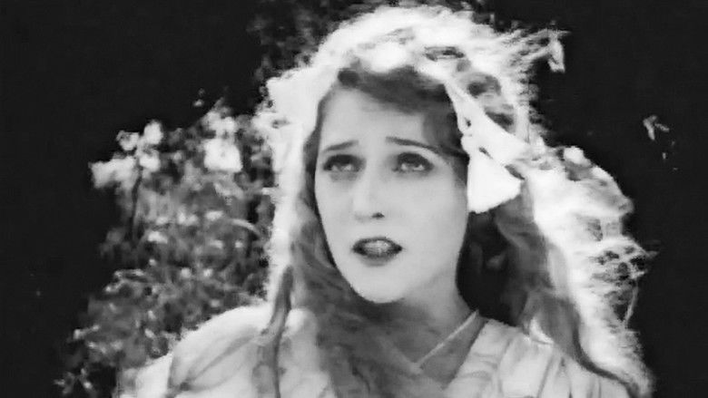 кадр из фильма Johanna Enlists