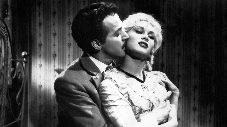 кадр из фильма O Primo Basílio