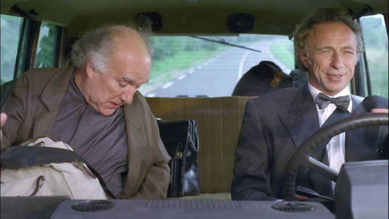 кадр из фильма Психи на воле