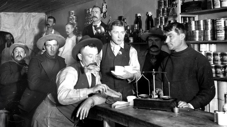 кадр из фильма City of Gold