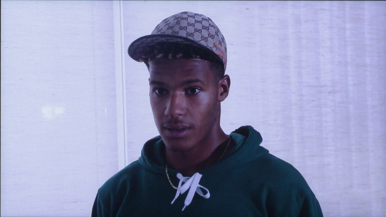 кадр из фильма Reír, cantar, tal vez llorar