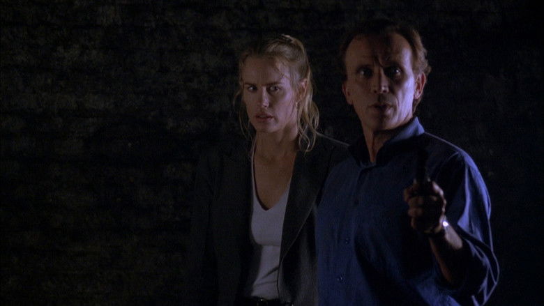 кадр из фильма Diplomatic Siege