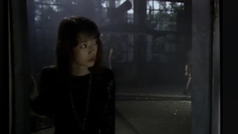 кадр из фильма 女狐怪奇伝説 妖女メロン