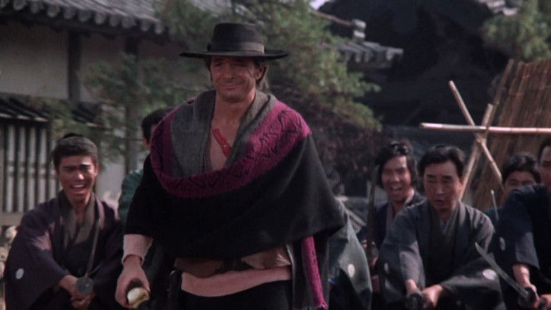 кадр из фильма МОЛЧАЛИВЫЙ СТРАННИК