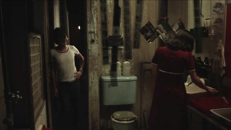 кадр из фильма Itim