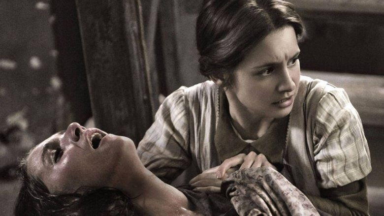 кадр из фильма Die Hebamme